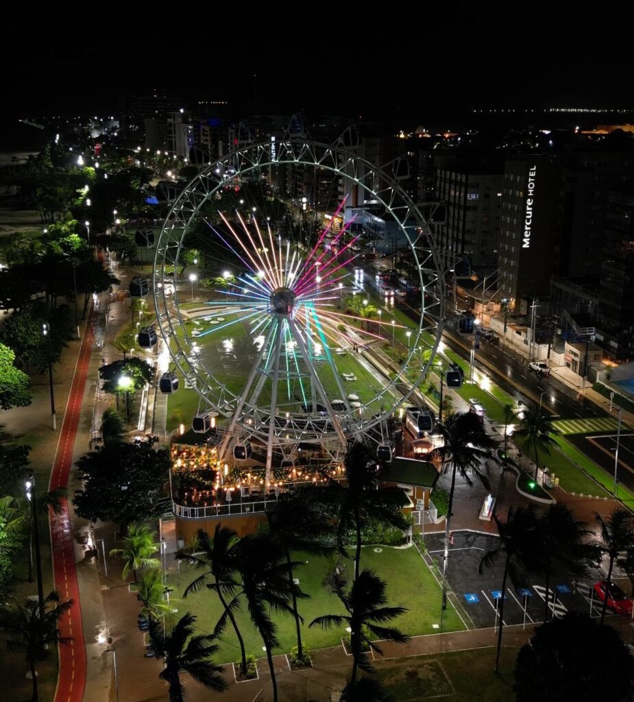 Roda Gigante de Maceió é iluminada com campanha nacional de combate ao trabalho infantil