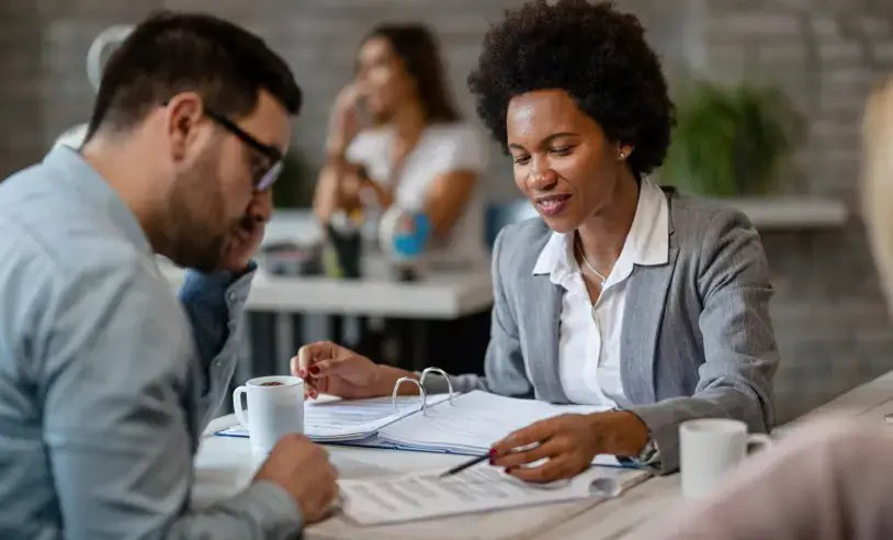 Micro e pequenas empresas lideram contratação de mulheres e apresentam menor disparidade de renda – Sistema FENACON