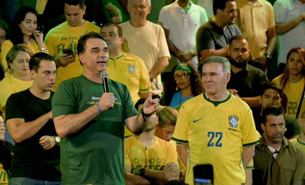 Flávio participa de lançamento de pré-candidatura de aliado no Ceará em ato sem Ciro Gomes | Política