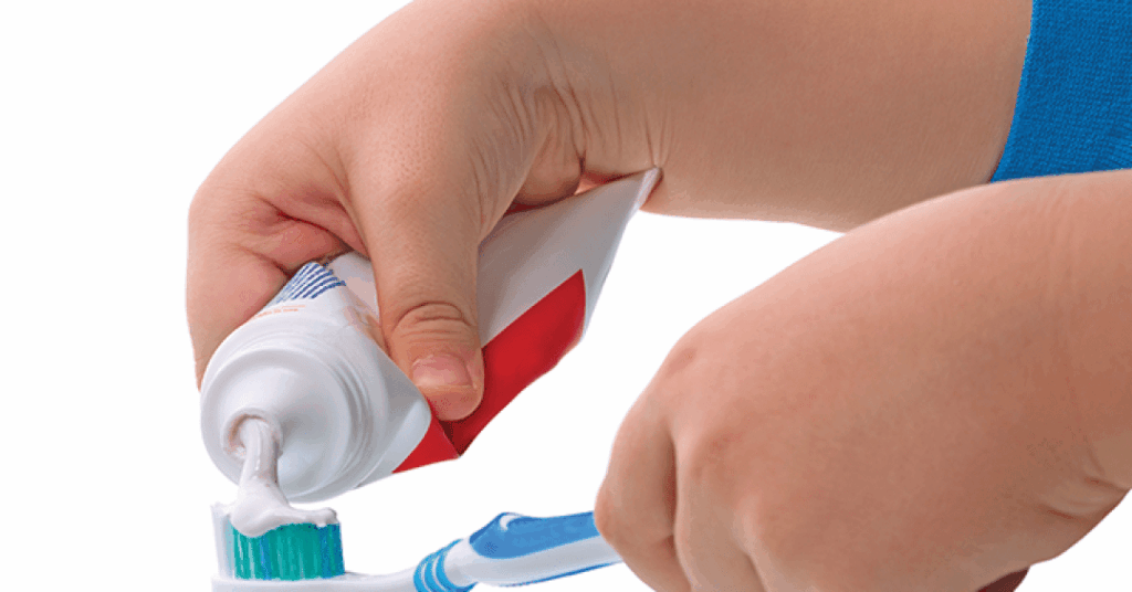 Higiene bucal infantil: como criar hábitos que realmente funcionam