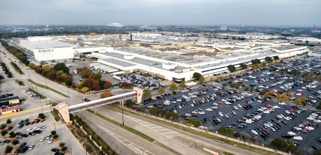 Lucro trimestral da General Motors cai 31% frente a 2025 | Empresas