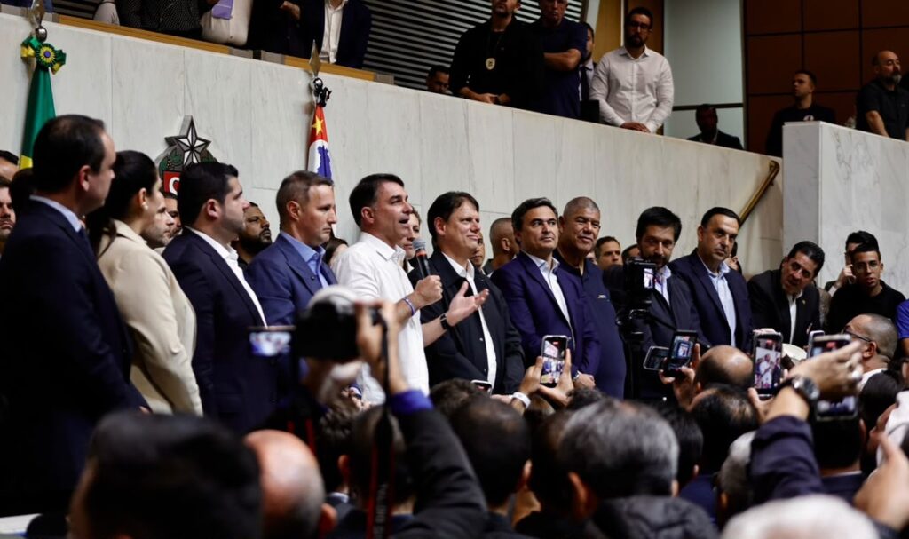 Flávio faz aceno à federação entre União e PP e diz esperar apoio à sua candidatura | Eleições 2026