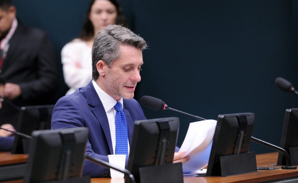 Justiça volta a suspender eleição de Alex Manente como presidente do Cidadania | Política