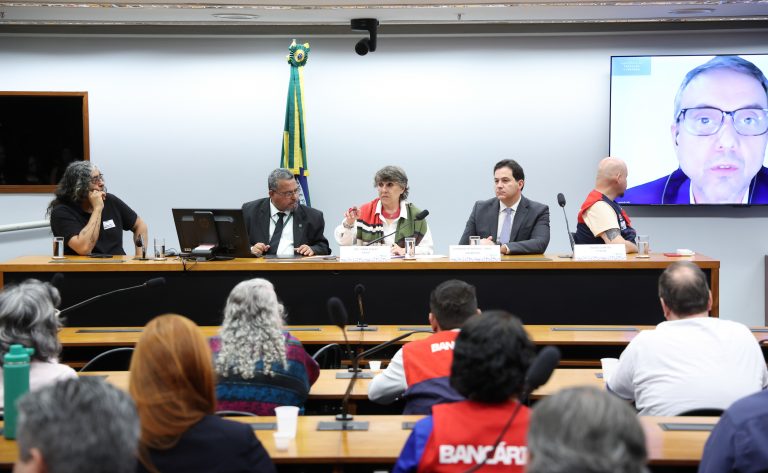 Governo defende projeto que prorroga acordos coletivos até nova negociação – Sistema FENACON
