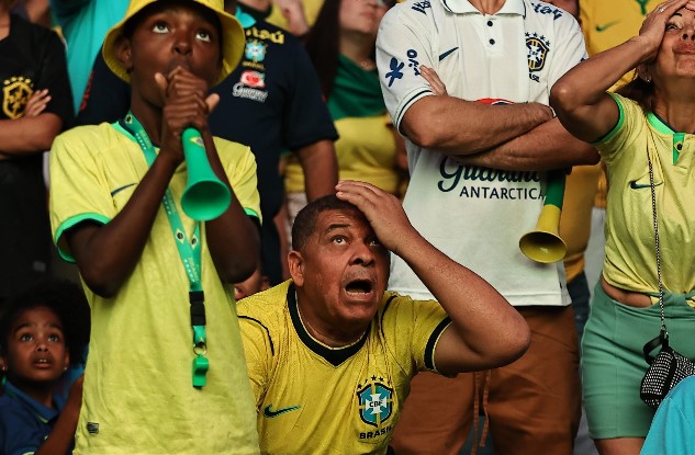 Brasil é eliminado da Copa e frustração toma conta da torcida