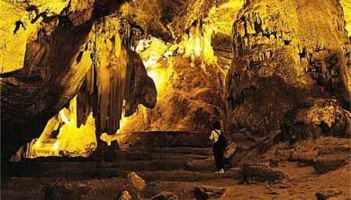 As maravilhas das grutas do Maquiné, Lapinha e Rei do Mato