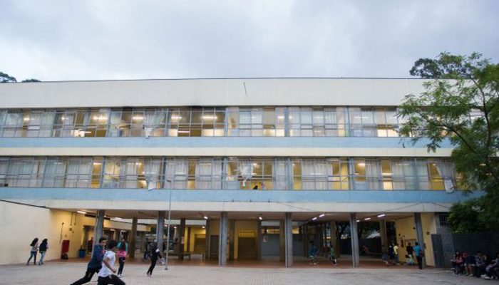 Professores do estado de SP finalizam greve, mas mantêm mobilização
