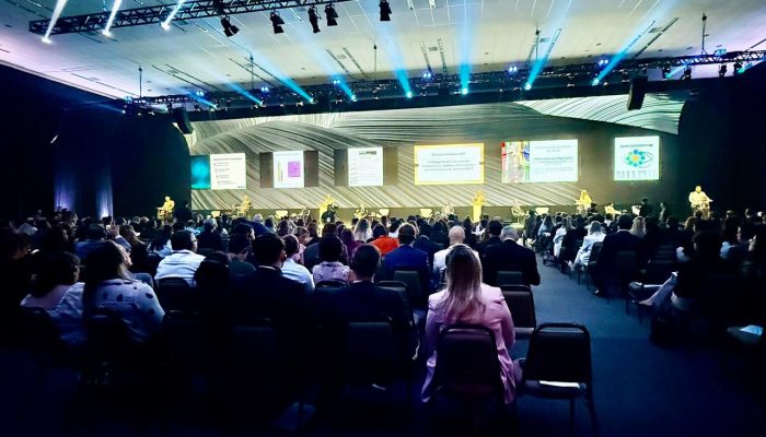 Congresso dsicute vias para modernizar as relações de trabalho