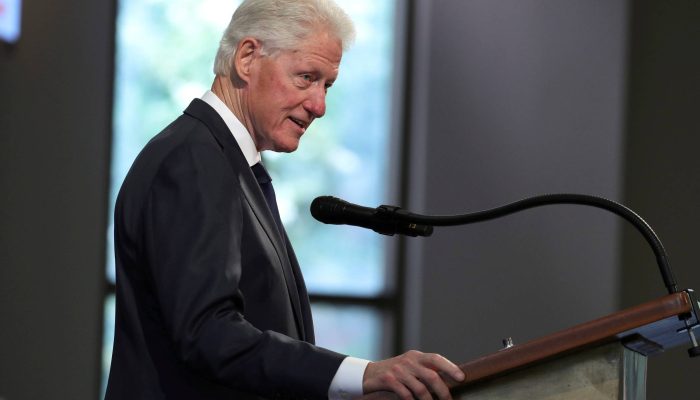 Minneapolis: Bill Clinton condena 'táticas agressivas' - 26/01/2026 - Mundo