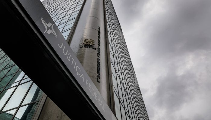 Atrasados do INSS: Justiça libera R$ 2,8 bi a aposentados - 23/04/2026 - Economia