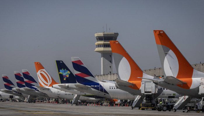 Aviões das três companhias aéreas no aeroporto de Congonhas (SP)
             -       
        Bruno Santos/Folhapress