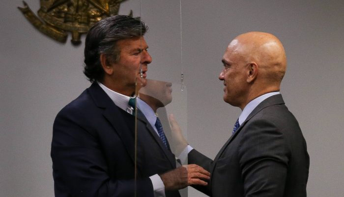 Fux vota para absolver Bolsonaro por trama golpista - 10/09/2025 - Poder