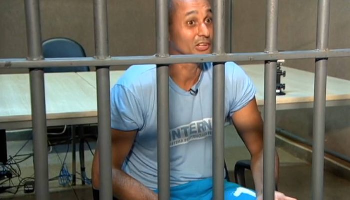 Justiça do RJ mantém Marcinho VP em presídio federal - 27/11/2025 - Cotidiano