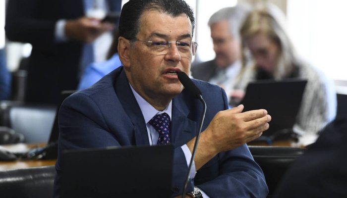 Senado aprova aumento de tributação sobre fintechs e bets - 02/12/2025 - Mercado