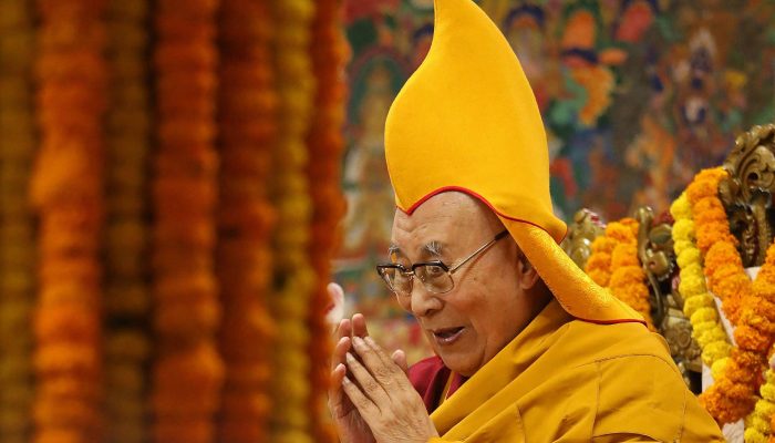 Dalai lama diz que fundação vai liderar busca por seu sucessor - 02/07/2025 - Mundo