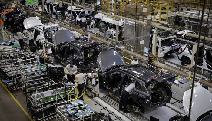 Autopeças temem impacto de sobretaxa de Trump - 24/07/2025 - Mercado