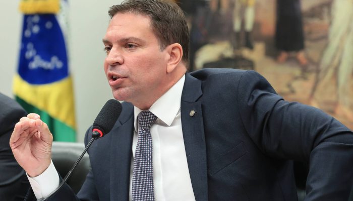 Ramagem em reunião da Comissão de Constituição e Justiça e de Cidadania (CCJ) da Câmara 
             -       
        Lula Marques - 7.mai.25/Agência Brasil