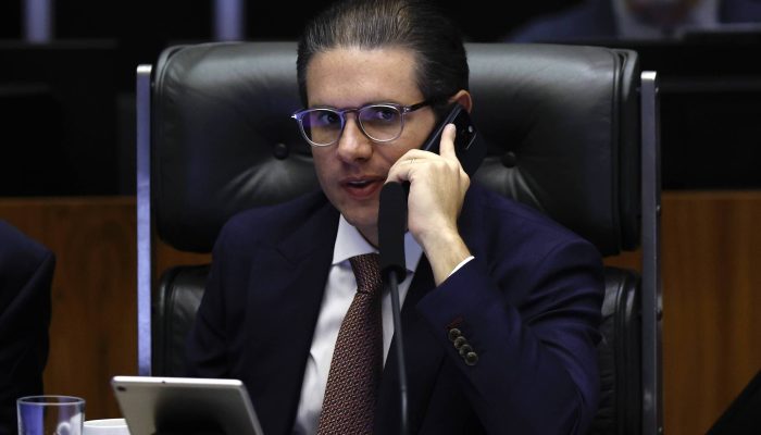 Motta diz que derrubada do IOF é sentimento da Câmara - 26/06/2025 - Mercado