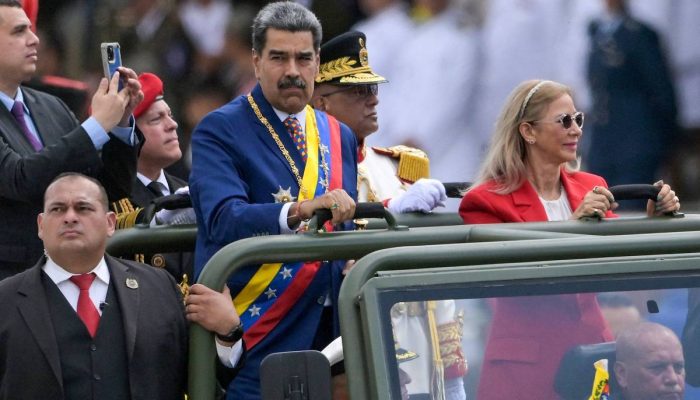 Maduro pede drones a militares durante desfile em Caracas - 06/07/2025 - Mundo