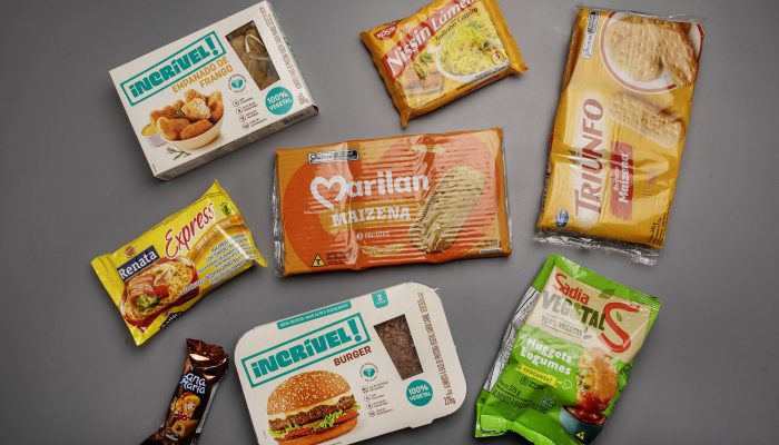 Proibir ultraprocessados em escolas melhora alimentação - 29/07/2025 - Equilíbrio e Saúde