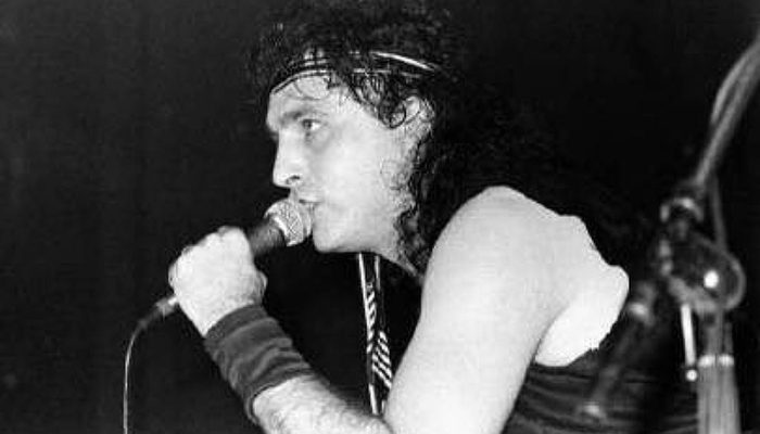 Morre Paul Mario Day, 1º vocalista do Iron Maiden, aos 69 - 29/07/2025 - Ilustrada