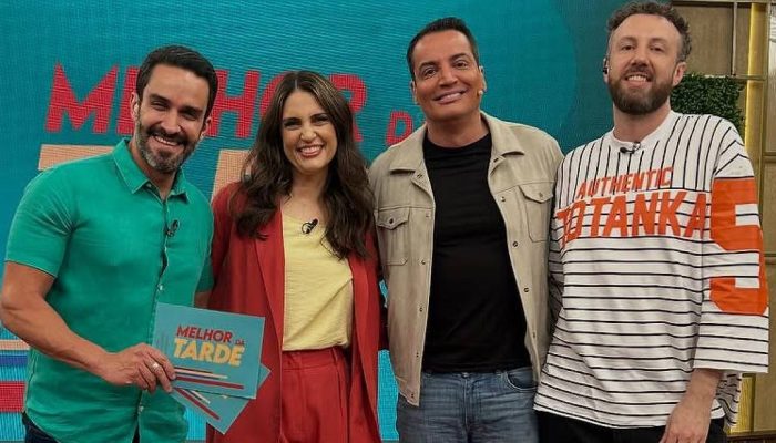 Apresentadores da Band dão o troco ao vivo na Globo - 14/10/2025 - Televisão