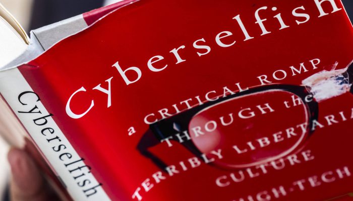 Livro crítico a Vale do Silício de 2000 revive na internet - 16/01/2026 - Economia