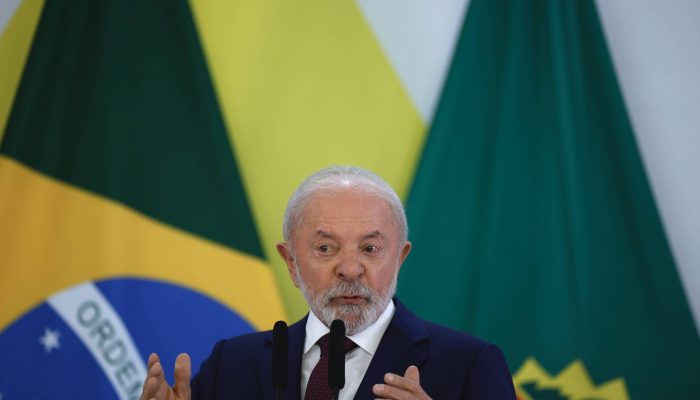 O presidente Lula fala durante café da manhã com jornalistas no Palácio do Planalto
             -       
        Pedro Ladeira/Folhapress