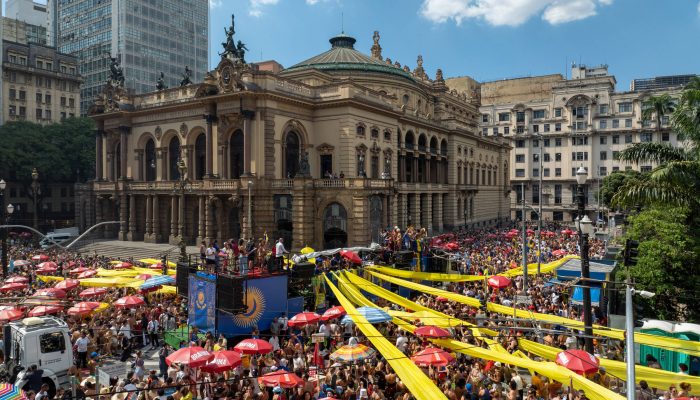 MP pede que SP libere blocos sem cadastro no Carnaval - 10/02/2026 - Mônica Bergamo
