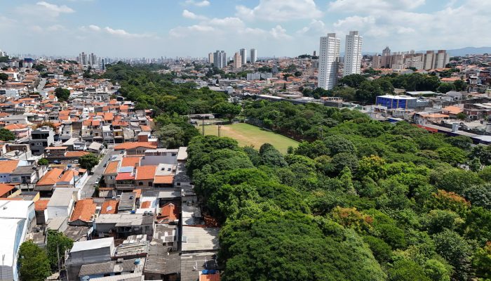 Zona leste de SP tem saga por soluções contra enchente - 23/02/2026 - Cotidiano