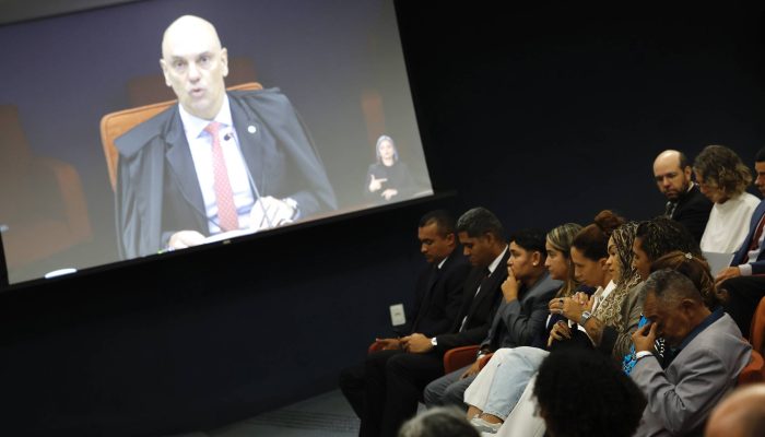 Caso Marielle: delação vira debate entre acusação e defesa - 24/02/2026 - Cotidiano