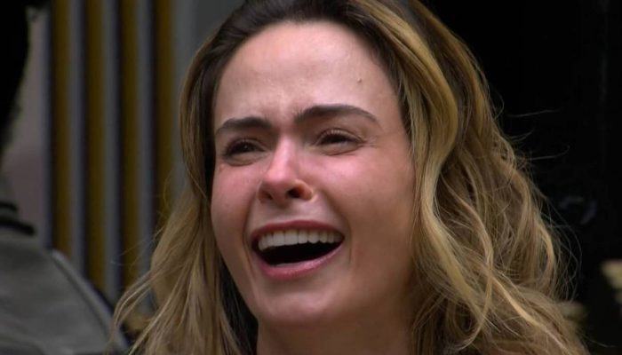 A jornalista Ana Paula Renault na final do BBB 26
             -       
        Reprodução Globoplay