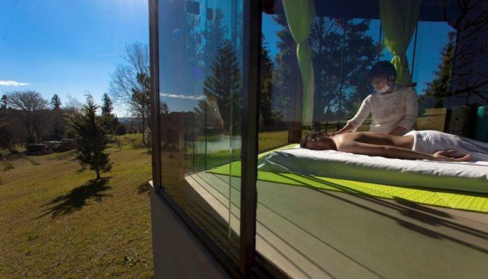 Sala de massagem no Spa Lapinha, na Lapa, município que fica na Mesorregião Metropolitana de Curitiba, no Paraná
             -       
        Divulgação Spa Lapinha