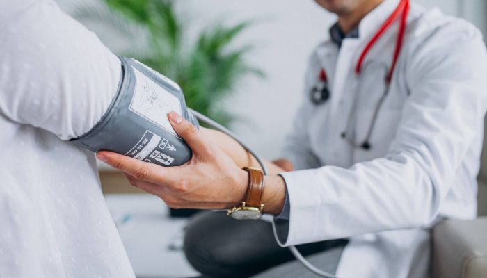Receita Federal esclarece IRRF sobre exames ocupacionais e contratos de manutenção médica – Sistema FENACON