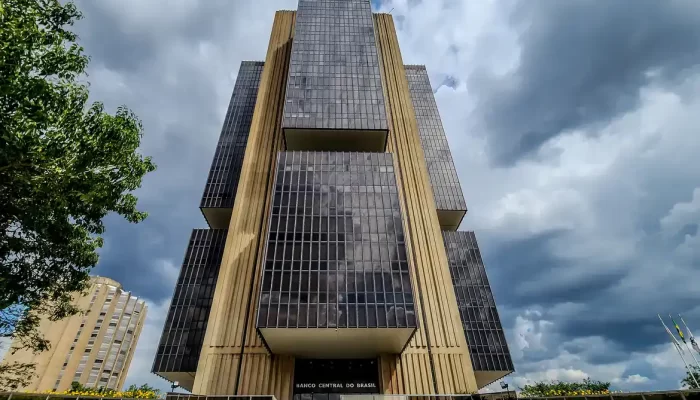 Copom eleva juros básicos da economia para 15% ao ano – Sistema FENACON