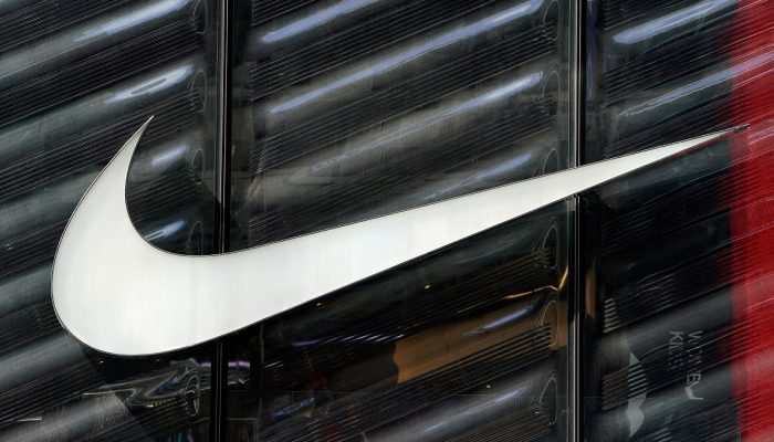 Nike reestrutura equipe de liderança enquanto plano de recuperação continua