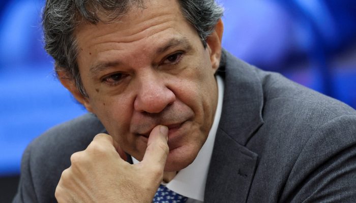 Haddad nega ter conversado com Lula sobre eleições em jantar no Alvorada