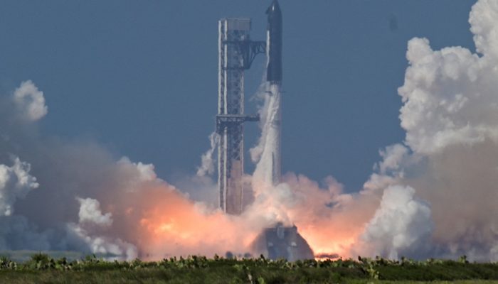 SpaceX faz voo de teste da Starship em meio à aguardada abertura de capital