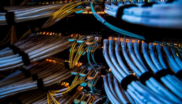 Data centers vão exigir muito da já tensionada rede elétrica do Brasil | Empresas