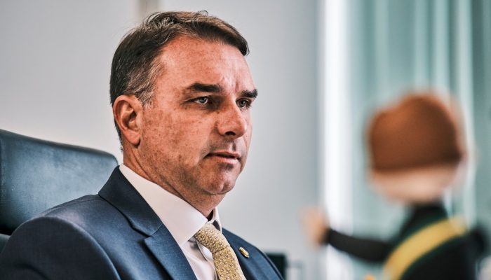 Flavio Bolsonaro diz que Trump fez gesto de apoio à anistia ao retirar Moraes da Magnitsky | Política