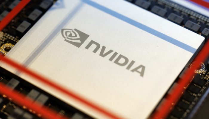 Gigantes chinesas vão ao exterior para treinar IA com chips da Nvidia