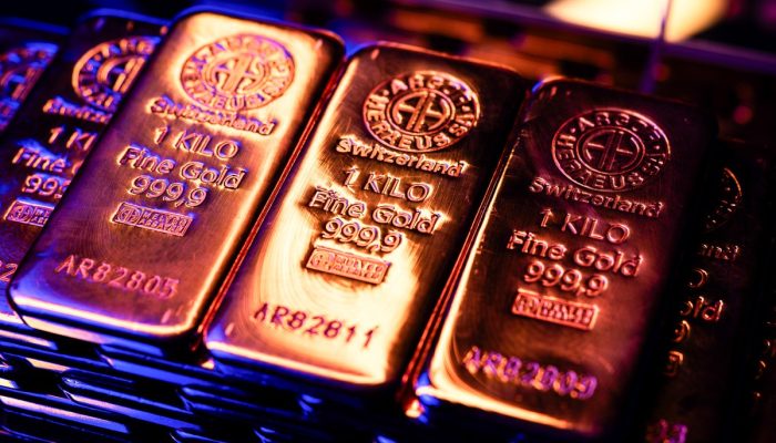 Ouro volta a superar US$ 5.200 e acumula sequência histórica de 7 meses de alta | Finanças