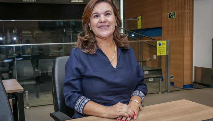 Vereadora homenageia Hora Campinas com votos de aplauso pelos 5 anos do portal