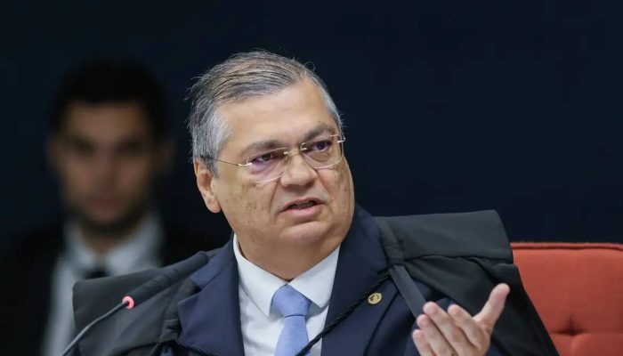 o voto de Dino para manter prisão de Bolsonaro