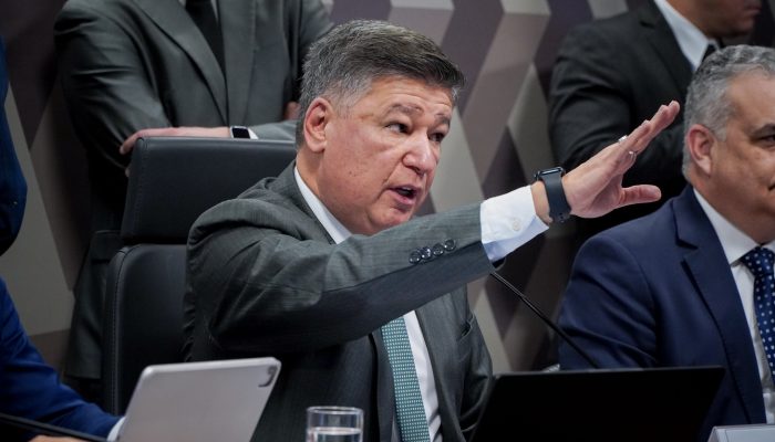 Presidente da CPI do INSS diz que comissão não vazou conversas de Moraes