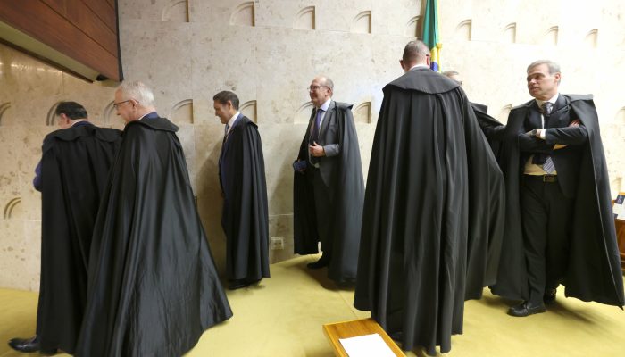 Ofensiva da Globo é atribuída à decisão do STF sobre Cide
