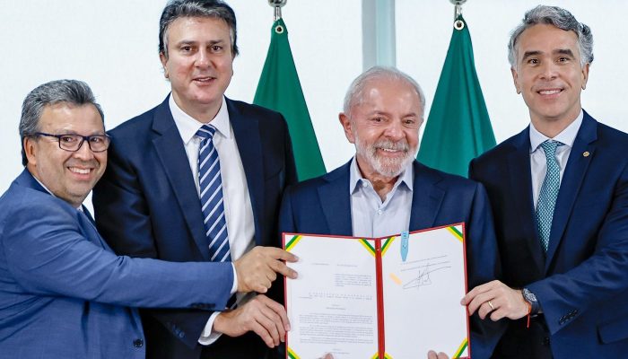 Lula sanciona lei que cria o Sistema Nacional de Educação