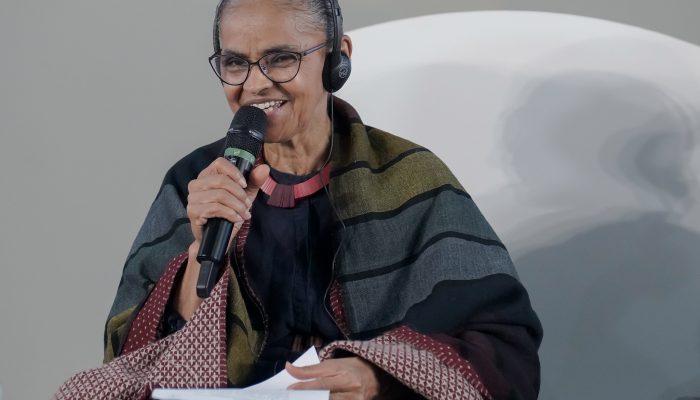 Marina Silva é hospitalizada após dor na lombar; exame indica ‘leve fratura’