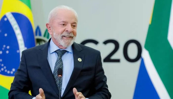 Projeto de reestruturação de cargos do governo Lula tem despesa estimada de R$ 4,2 bi