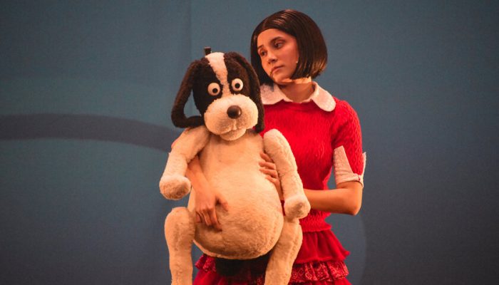'Os Óculos Mágicos de Charlotte' no Teatro Alfredo Mesquita